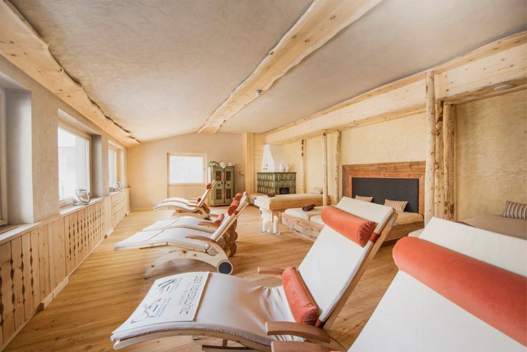 Hotel Hoferwirt Нойштіфт-ім-Штубайталь Екстер'єр фото